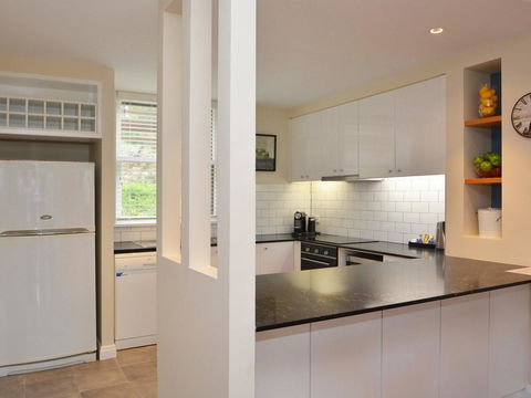 Villa De Saran Located Within Cypress Lakes - Taree Accommodation 8