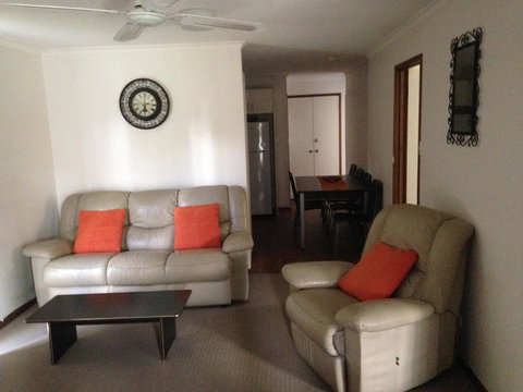 7 Melbourne Street - Taree Accommodation 7