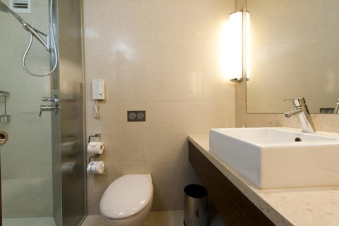 Hilton Sydney - Taree Accommodation 35