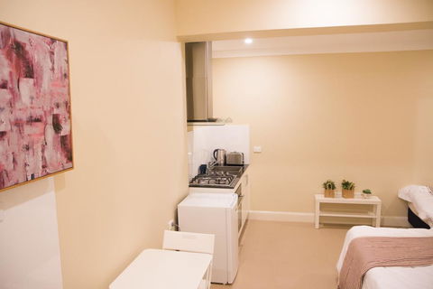 T&M HOUSE - Taree Accommodation 4