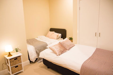 T&M HOUSE - Taree Accommodation 8