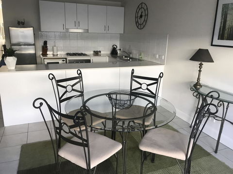 Travers Street Apartment - Taree Accommodation 4