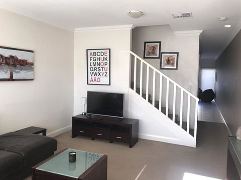 Travers Street Apartment - Taree Accommodation 6