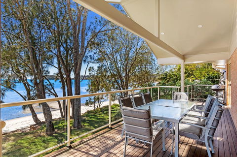 Foreshore Drive, 123, Sandranch - Taree Accommodation 0