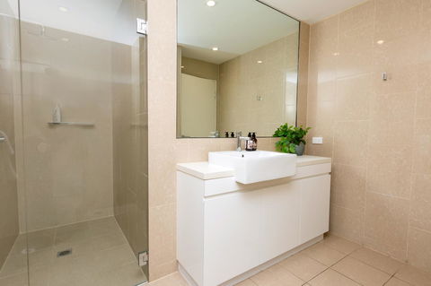 The Penthouse - Taree Accommodation 26