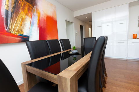 The Penthouse - Taree Accommodation 7