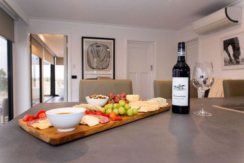 Belisi Farmstay Cottage - Taree Accommodation 8