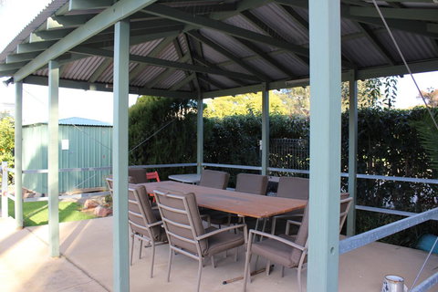 Hume Inn Motel Albury CBD - Taree Accommodation 1