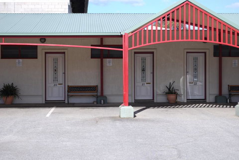 Hume Inn Motel Albury CBD - Taree Accommodation 5