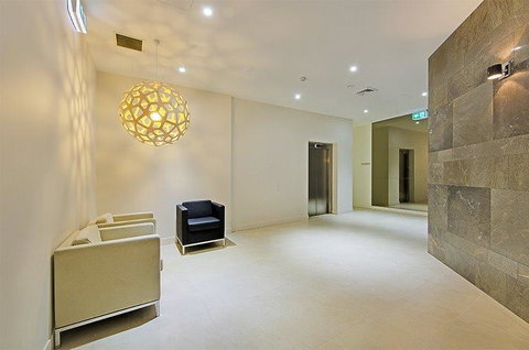 Wyndel Apartments North Sydney - Harbour Watch - Taree Accommodation 6