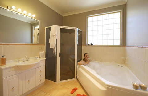 Marty's @ Little Beach - Taree Accommodation 5