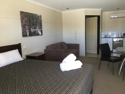 Balranald Club Motel - Taree Accommodation 3