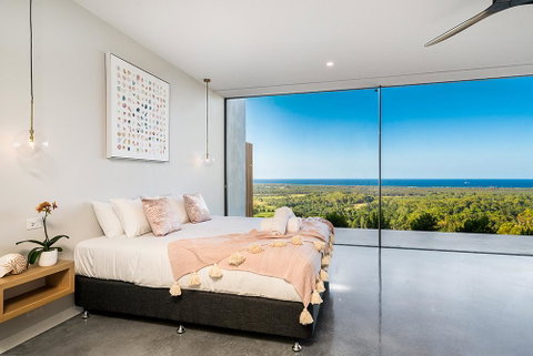 Sundays At Byron - Taree Accommodation 42