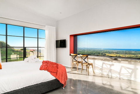 Sundays At Byron - Taree Accommodation 12