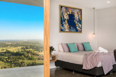 Sundays At Byron - Taree Accommodation 14