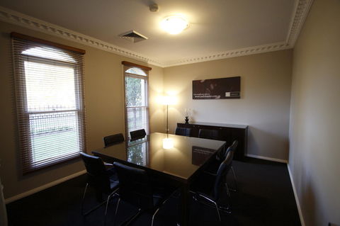 Carlyle Suites & Apartments - Taree Accommodation 2