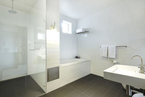 Harbour Rocks Hotel Sydney - Taree Accommodation 29