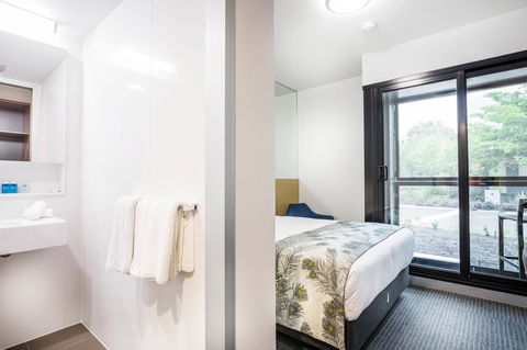 Mercure Darwin Airport Resort - Taree Accommodation 10