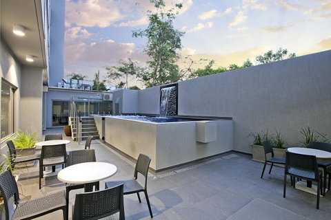 Argus Hotel Darwin - Taree Accommodation 2