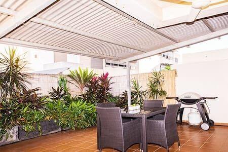 Central Studio, Darwin CBD Northern Territory - Taree Accommodation 10