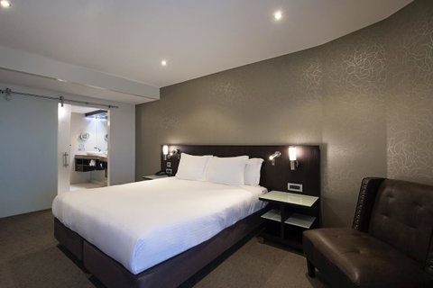 Hilton Darwin - Taree Accommodation 30