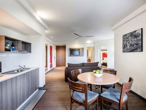 Novotel Darwin CBD - Taree Accommodation 30