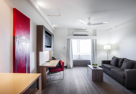 Novotel Darwin CBD - Taree Accommodation 28