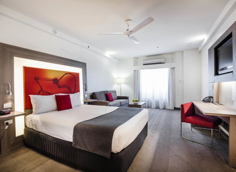 Novotel Darwin CBD - Taree Accommodation 12
