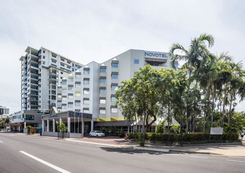 Novotel Darwin CBD - Taree Accommodation 13