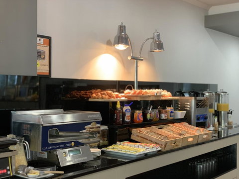 Hilton Garden Inn Darwin - Taree Accommodation 24