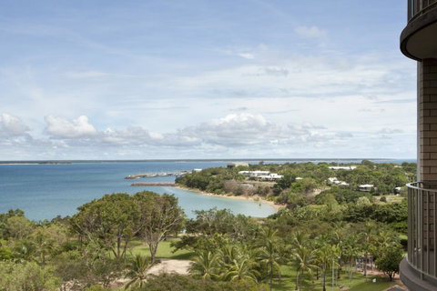 Hilton Garden Inn Darwin - Taree Accommodation 4