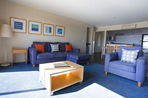 Corrigans Cove - Taree Accommodation 6