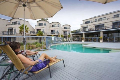 Corrigans Cove - Taree Accommodation 18