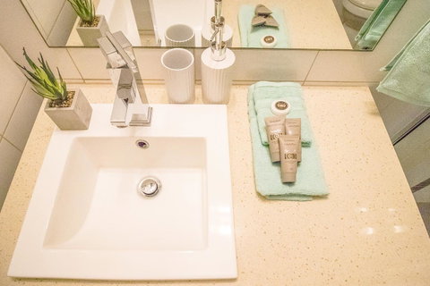 ZEN QUEST - The NOMADS PAD Near Nightcliff Markets & Sunset Foreshore - Taree Accommodation 20