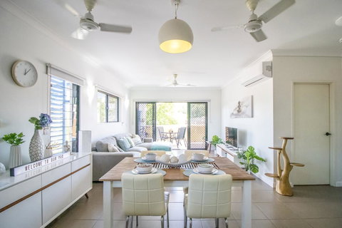 ZEN QUEST - The NOMADS PAD Near Nightcliff Markets & Sunset Foreshore - Taree Accommodation 0