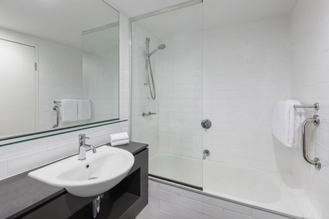 Vibe Hotel Darwin Waterfront - Taree Accommodation 23