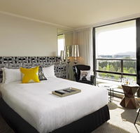 QT Canberra - Taree Accommodation