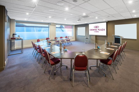 Crowne Plaza Canberra, An IHG Hotel - Taree Accommodation 8