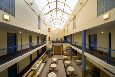 Madison Capital Executive Apartments - Taree Accommodation 2