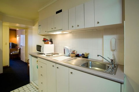 Madison Capital Executive Apartments - Taree Accommodation 5