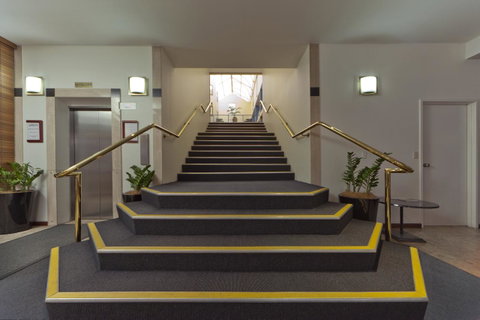 Madison Capital Executive Apartments - Taree Accommodation 9