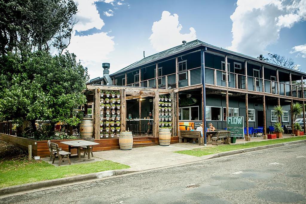 Old Bar NSW Taree Accommodation
