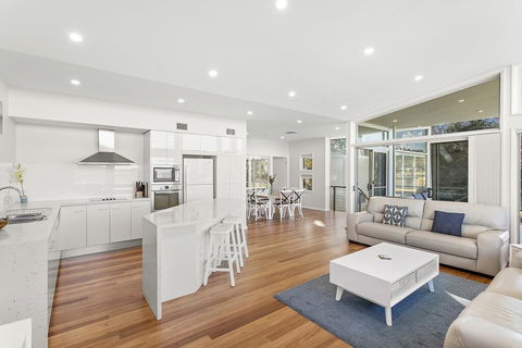 Boulder Bay Rd 1/2 - Fingal Bay - Taree Accommodation 3