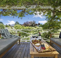 Bourne Cottage - Perfect for all seasons - Taree Accommodation