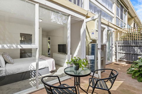 BOUTIQUE STAYS - Brighton By Sea - Taree Accommodation 1