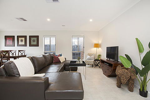 BOUTIQUE STAYS - Carinya - Taree Accommodation 2