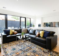 Boutique Stays-Murrumbeena Place 1 - Taree Accommodation