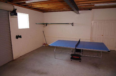 Breakers 2, 13 East Street - Taree Accommodation 2