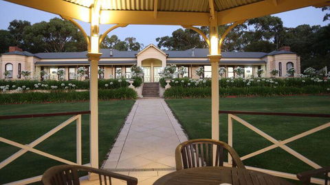 Brice Hill Country Lodge - Taree Accommodation 1