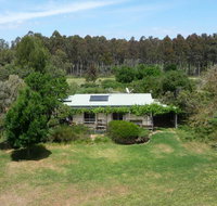 Brimin Lodge Orchard Cottage - Taree Accommodation